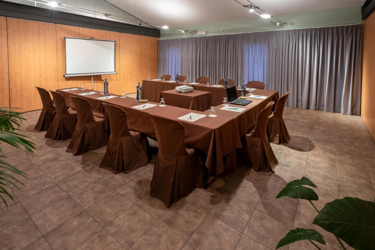 Vilar Rural De Sant Hilari Sacalm By Serhs Hotels Exterior foto