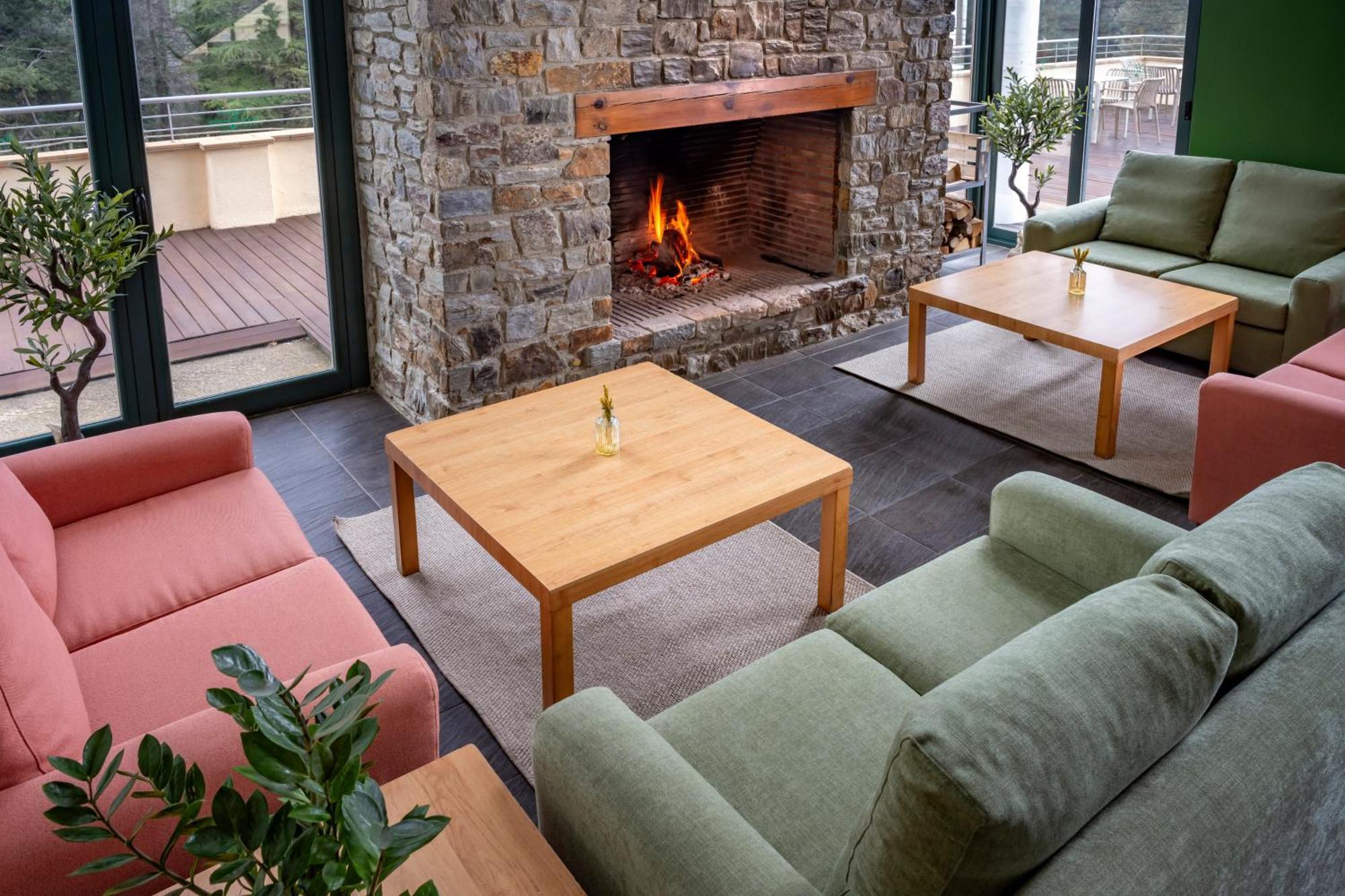 Vilar Rural De Sant Hilari Sacalm By Serhs Hotels Exterior foto